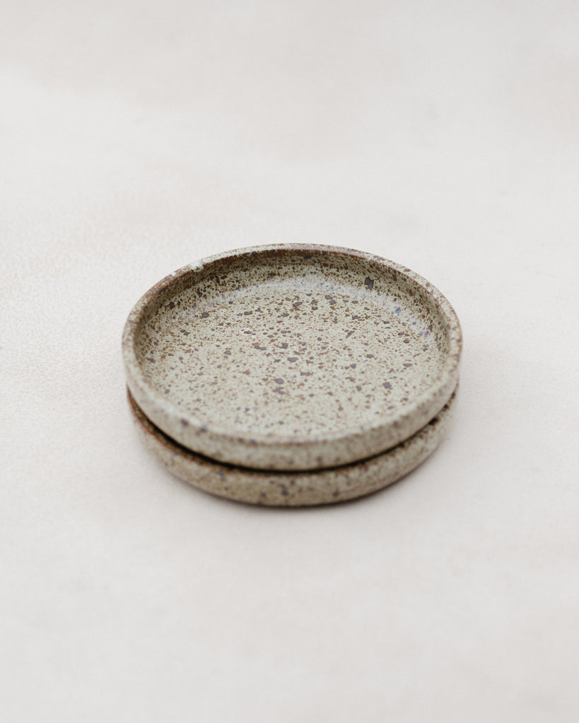 Small Speckled Plates (Set of 2)