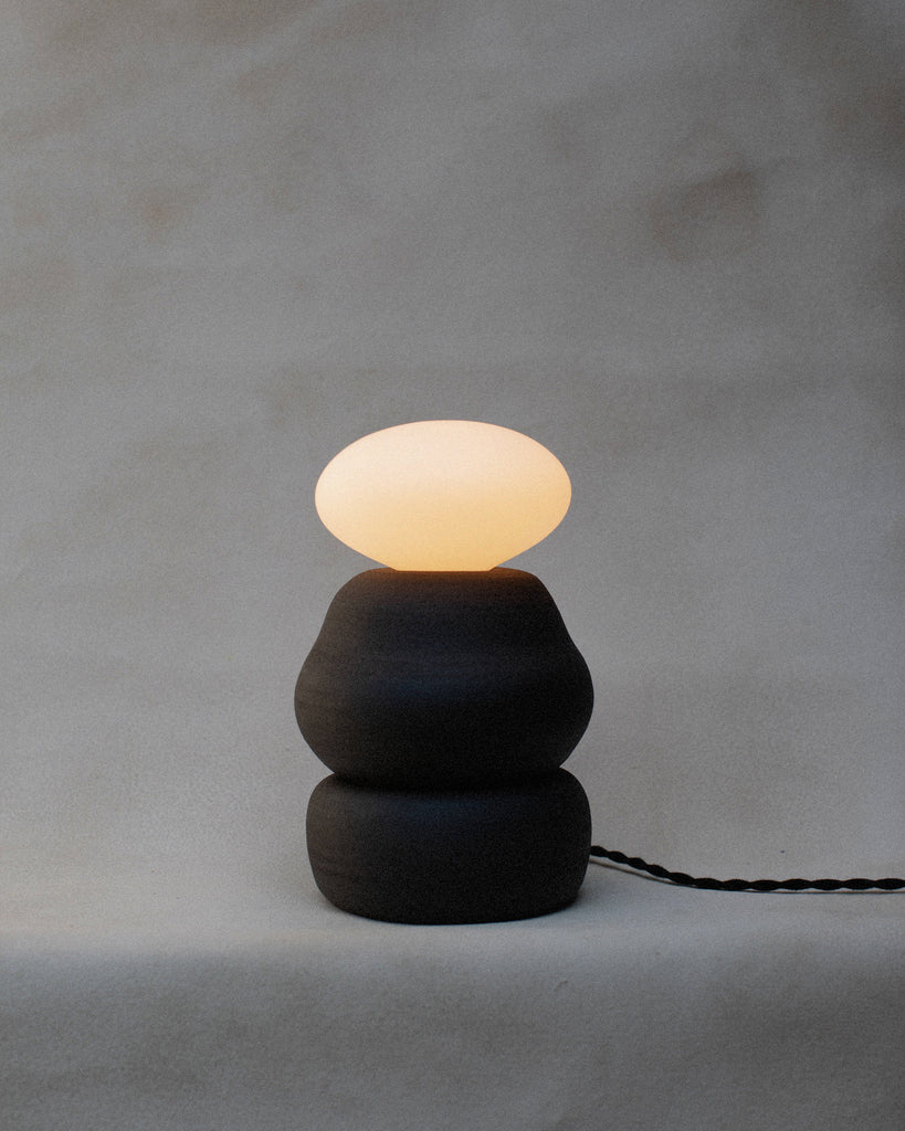 Cairn Lamp (Black)